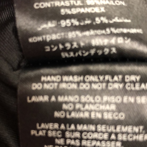 Bebe cut out dress - Picture 8 of 8